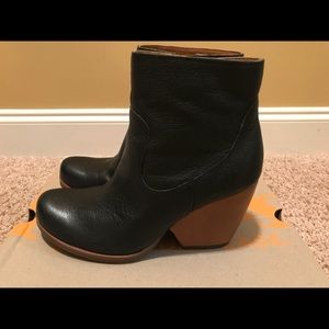 Korks leather booties sz 7.5